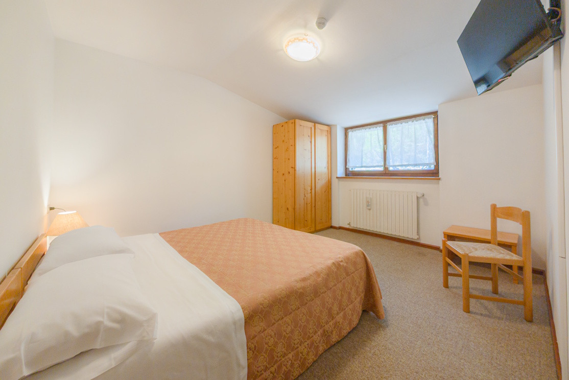 media.camera-doppia-piccola-1-leres-pastry-hotel