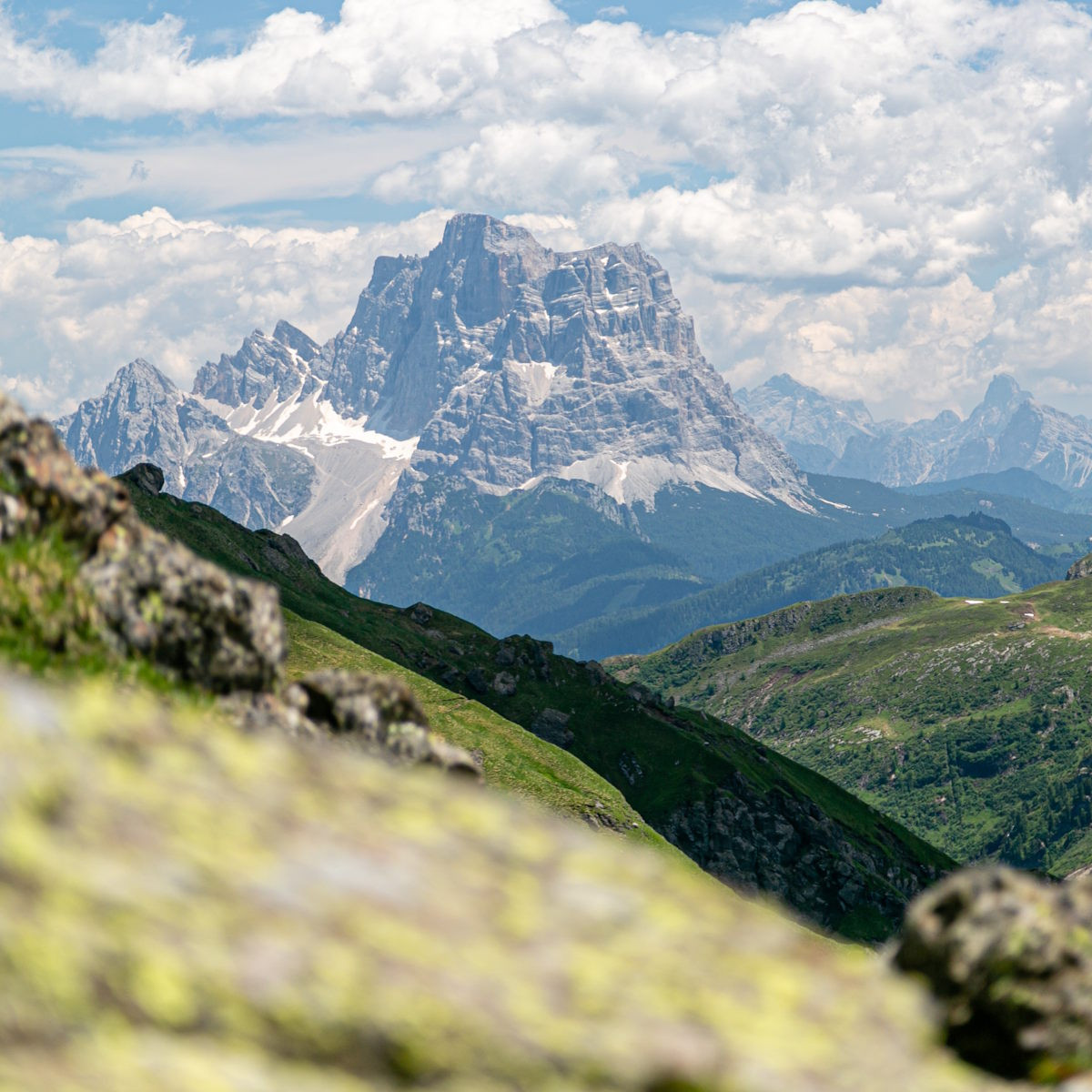 media.gallery-panorama